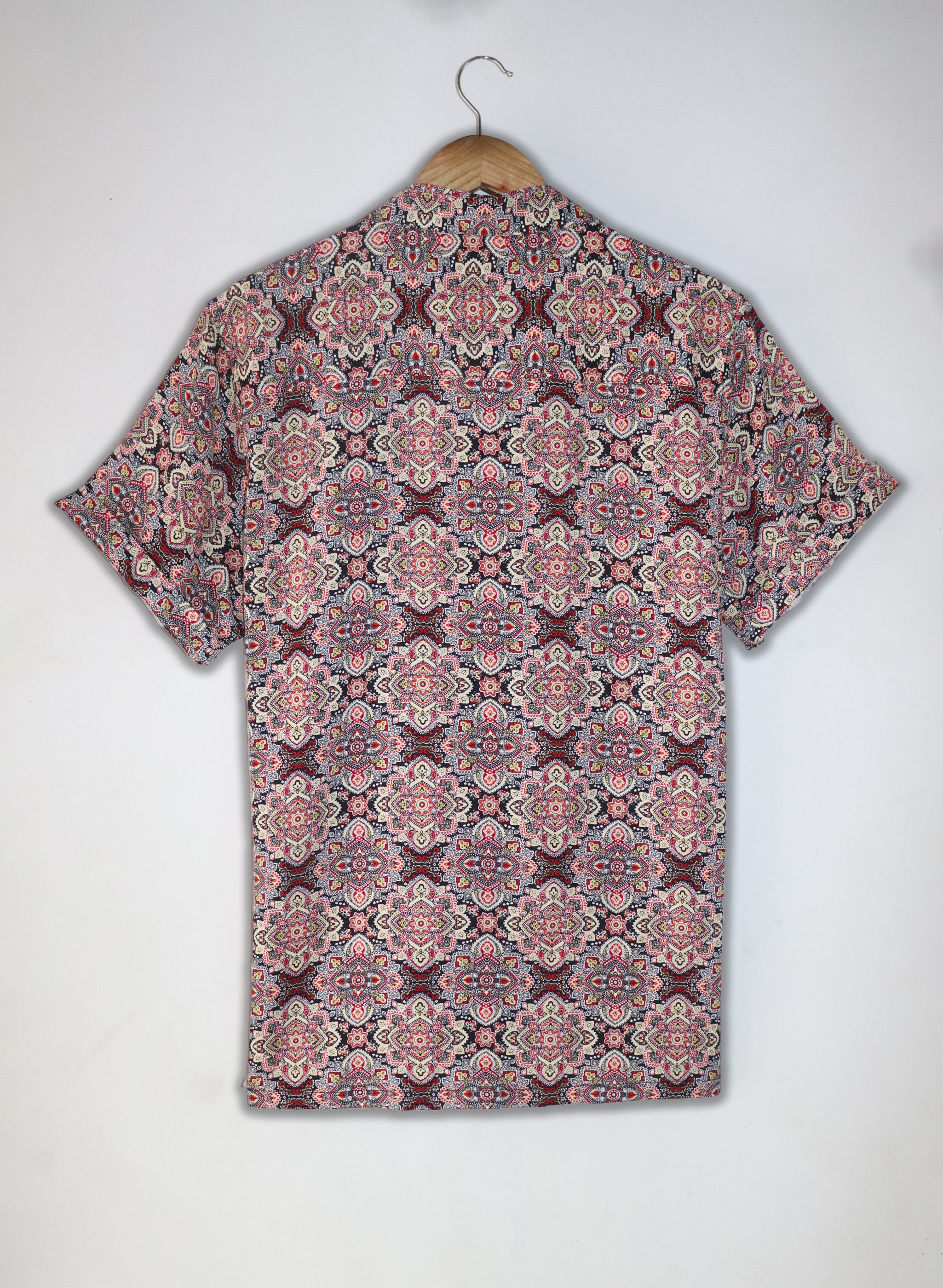 ABSTRACT PRINT LAPEL SHIRT