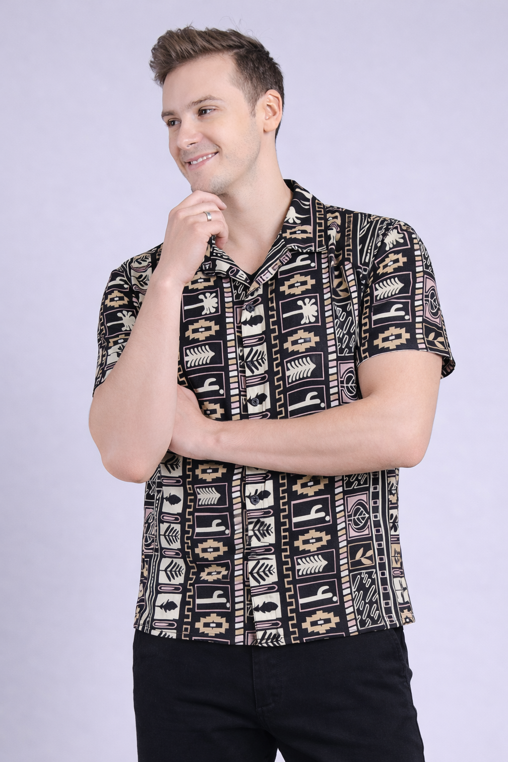 ALL- OVER BLOCK PRINT LAPEL SHIRT