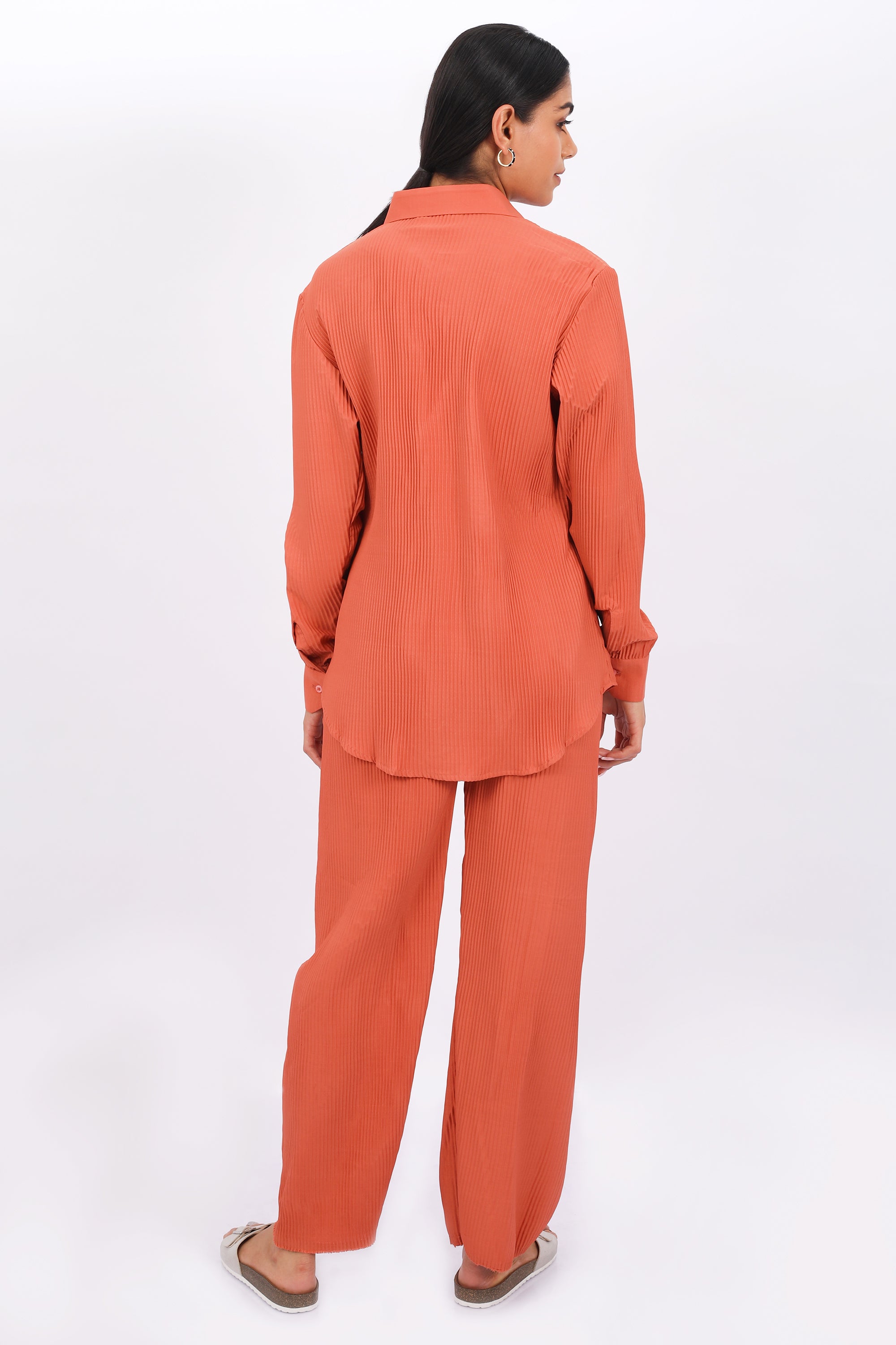 CO-ORD SET OF PLEATED FABRIC IN BRICK RED